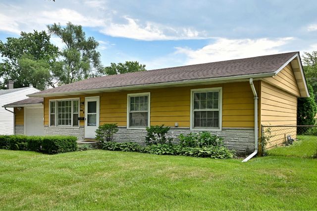 1675 Evergreen Avenue, Hanover Park, IL 60133