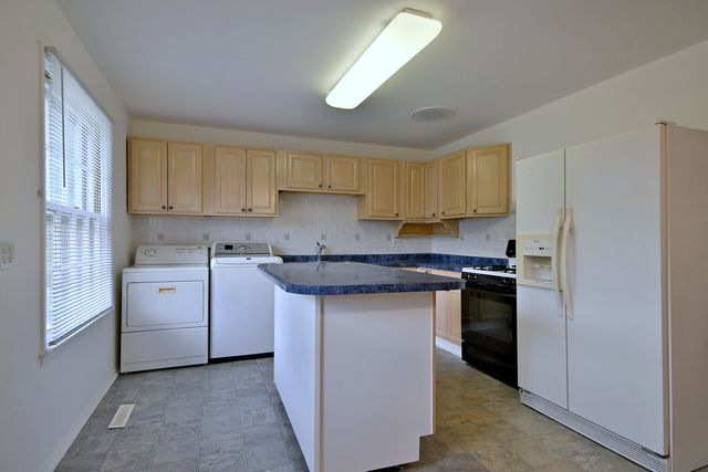 1675 Evergreen Avenue, Hanover Park, IL 60133