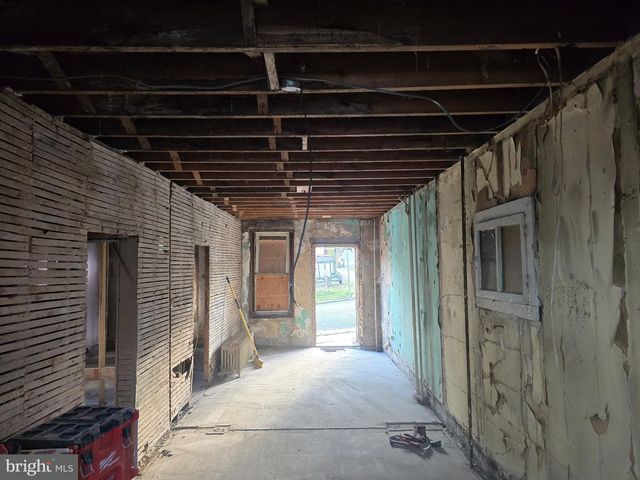 43 S 5TH ST, Lewistown, PA 17044