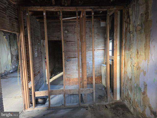 43 S 5TH ST, Lewistown, PA 17044