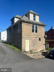 43 S 5TH ST, Lewistown, PA 17044