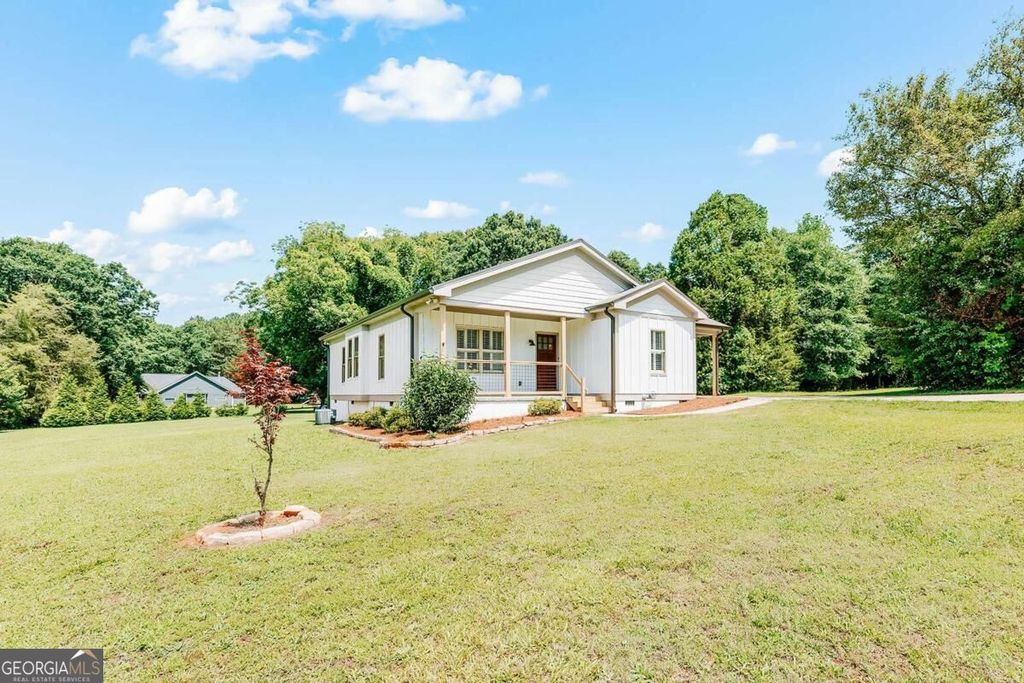 1445 N Forest Avenue, Hartwell, GA 30643 — exterior