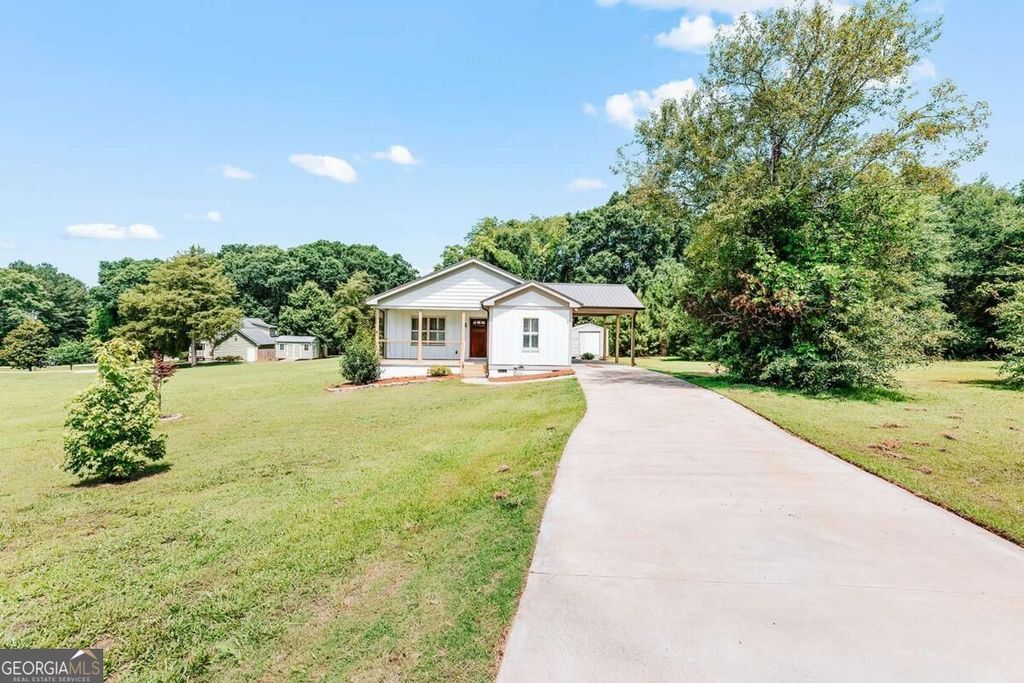 1445 N Forest Avenue, Hartwell, GA 30643 — photo 2