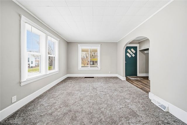 320 Fox Drive, Ashtabula, OH 44004