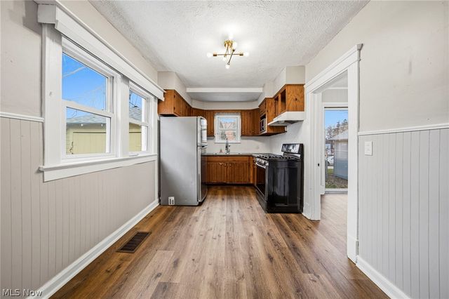 320 Fox Drive, Ashtabula, OH 44004