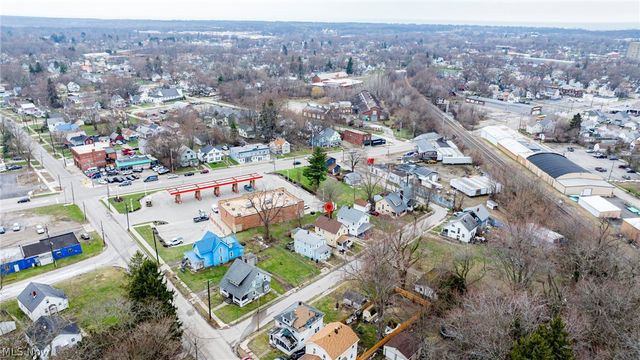 320 Fox Drive, Ashtabula, OH 44004