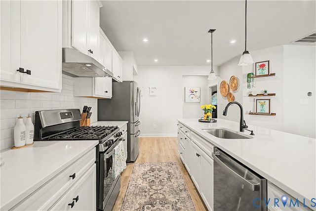6266 Sheehan Xing, Moseley, VA 23120