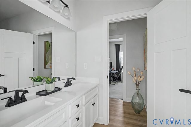 6266 Sheehan Xing, Moseley, VA 23120