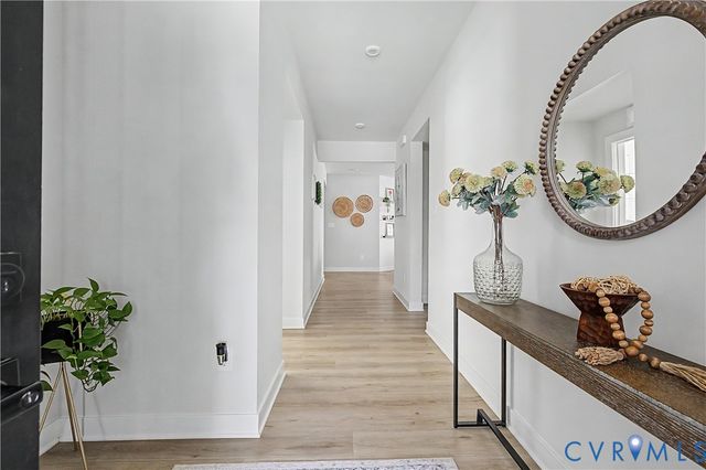 6266 Sheehan Xing, Moseley, VA 23120