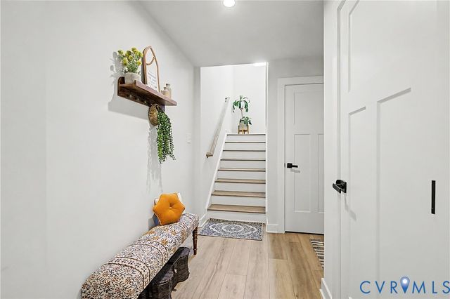 6266 Sheehan Xing, Moseley, VA 23120
