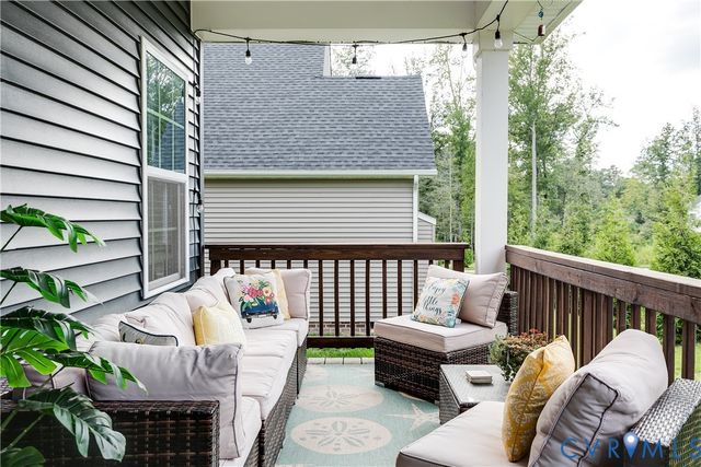 6266 Sheehan Xing, Moseley, VA 23120