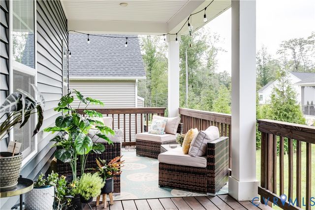 6266 Sheehan Xing, Moseley, VA 23120