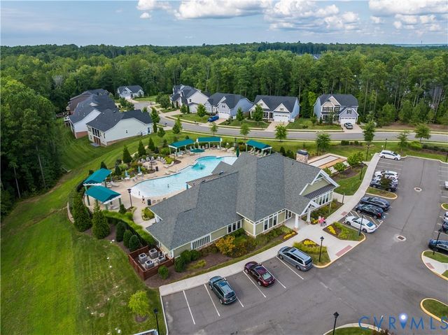 6266 Sheehan Xing, Moseley, VA 23120