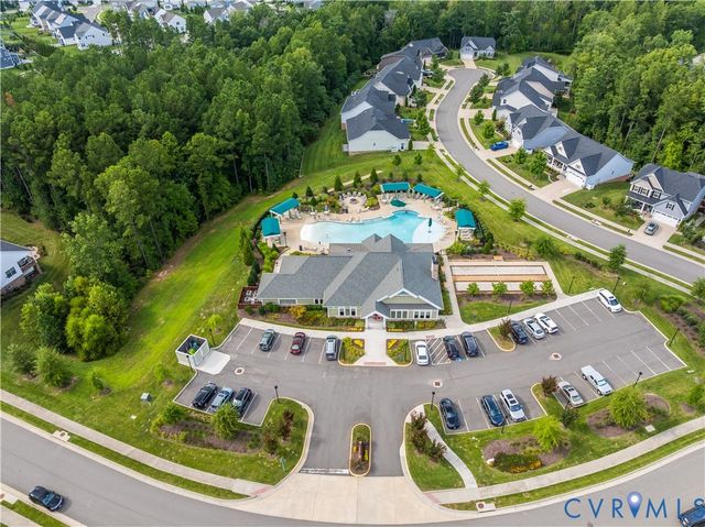 6266 Sheehan Xing, Moseley, VA 23120