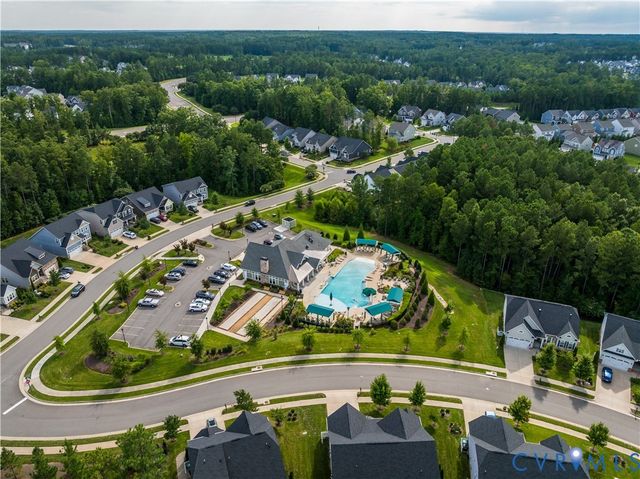 6266 Sheehan Xing, Moseley, VA 23120