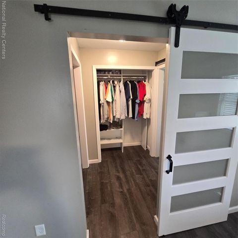 13477 S Horrell Road, Fenton, MI 48430