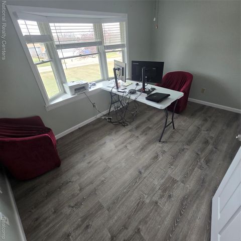 13477 S Horrell Road, Fenton, MI 48430