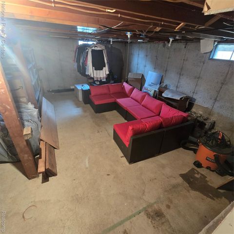 13477 S Horrell Road, Fenton, MI 48430