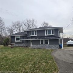 13477 S Horrell Road, Fenton, MI 48430