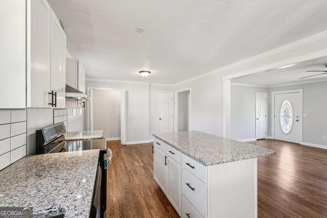 3284 Bernard Drive, Marietta, GA 30066