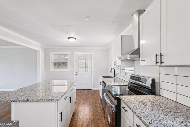 3284 Bernard Drive, Marietta, GA 30066