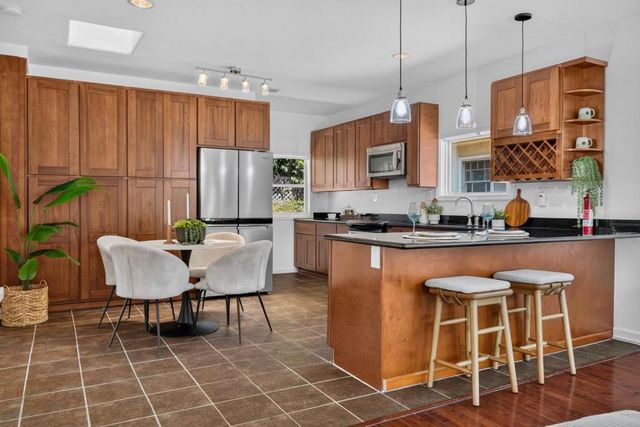 1235 Benton Street, Santa Clara, CA 95050