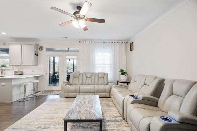 2630 N LEE Circle, Greer, SC 29651