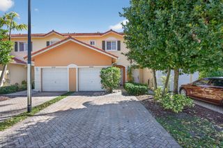 8204 Santa Monica Avenue 8204, Tamarac, FL 33321