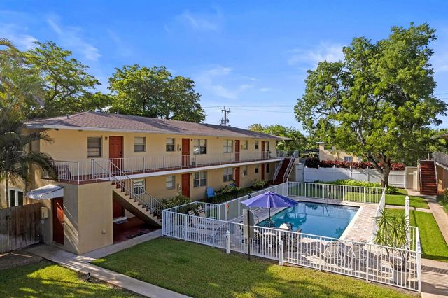 309 NE 16th Street 4, Fort Lauderdale, FL 33304