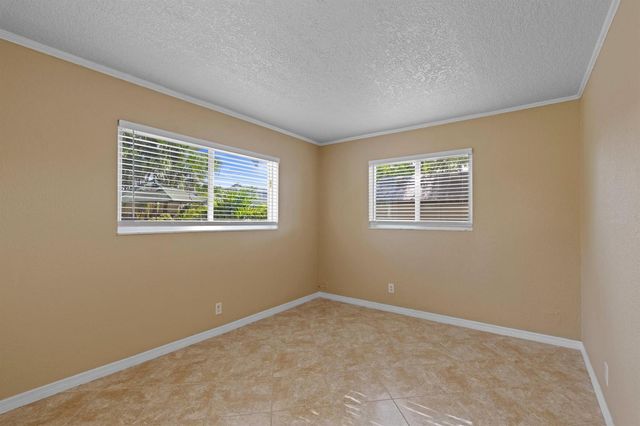 309 NE 16th Street 4, Fort Lauderdale, FL 33304