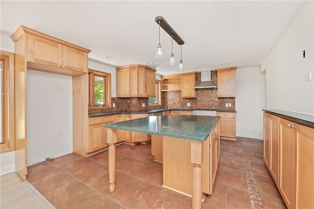 515 Manitou Road, Parma, NY 14468