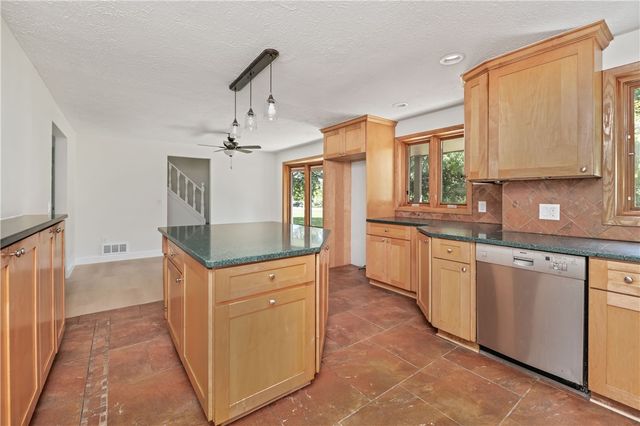 515 Manitou Road, Parma, NY 14468