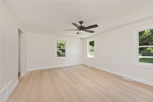 515 Manitou Road, Parma, NY 14468