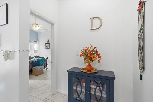 20494 SW 5th St, Pembroke Pines, FL 33029