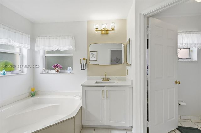 20494 SW 5th St, Pembroke Pines, FL 33029