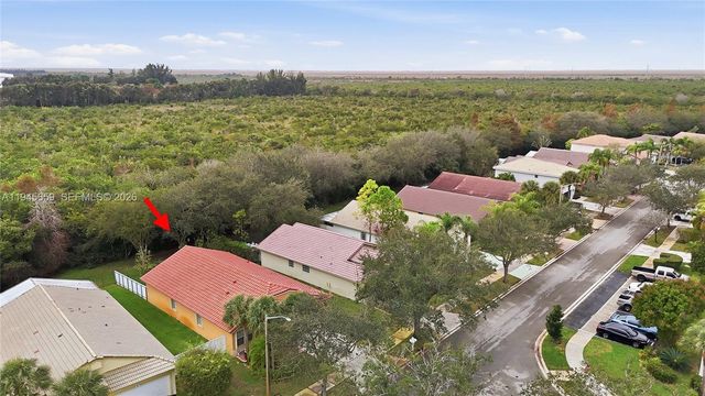 20494 SW 5th St, Pembroke Pines, FL 33029