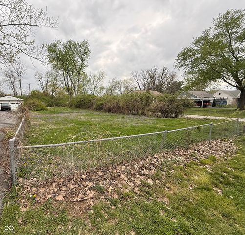 2028 Green Rock Lane, Indianapolis, IN 46203