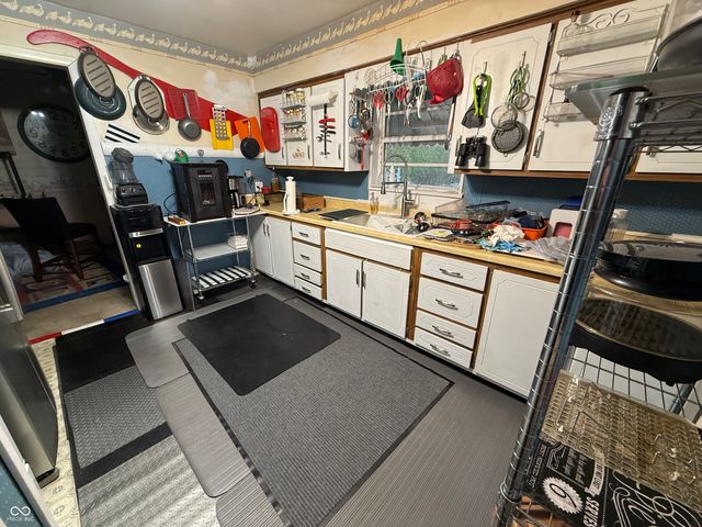 2028 Green Rock Lane, Indianapolis, IN 46203