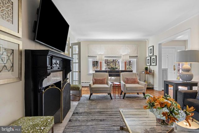 535 E WILLOW GROVE AVE, Glenside, PA 19038