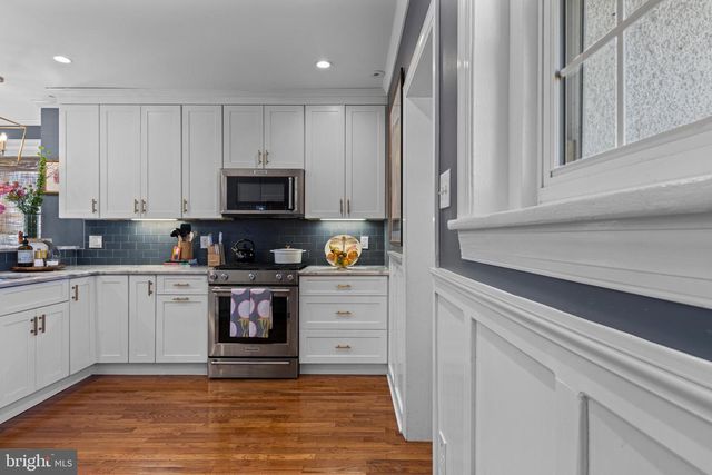 535 E WILLOW GROVE AVE, Glenside, PA 19038