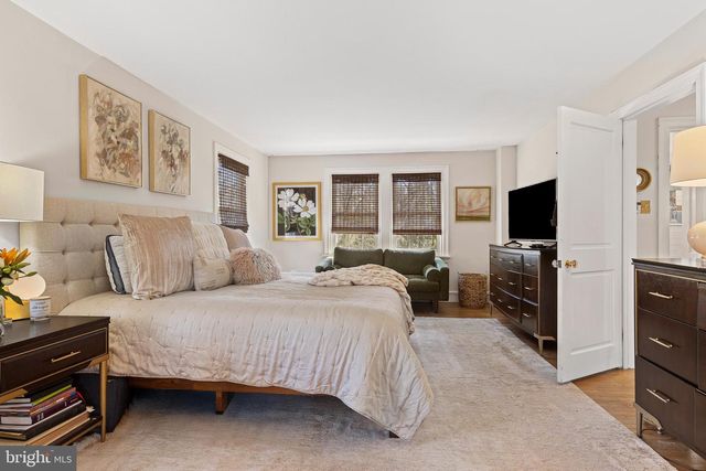 535 E WILLOW GROVE AVE, Glenside, PA 19038