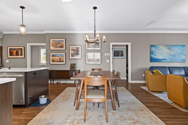 1060 109th Court NE, Blaine, MN 55434