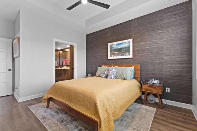 1060 109th Court NE, Blaine, MN 55434