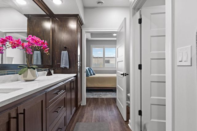 1060 109th Court NE, Blaine, MN 55434