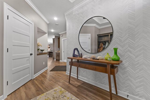 1060 109th Court NE, Blaine, MN 55434