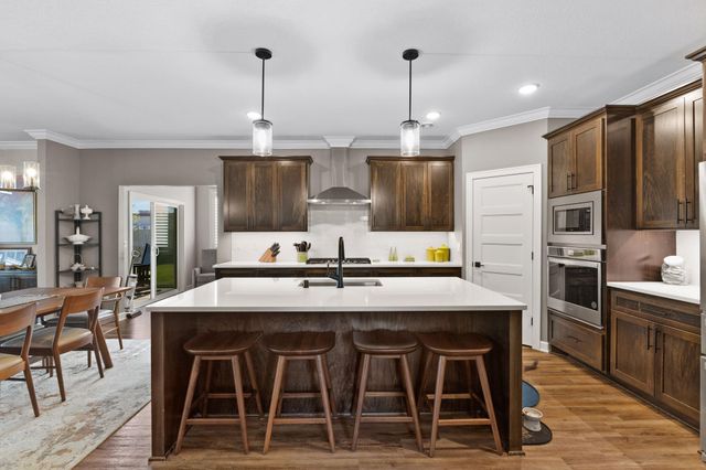 1060 109th Court NE, Blaine, MN 55434