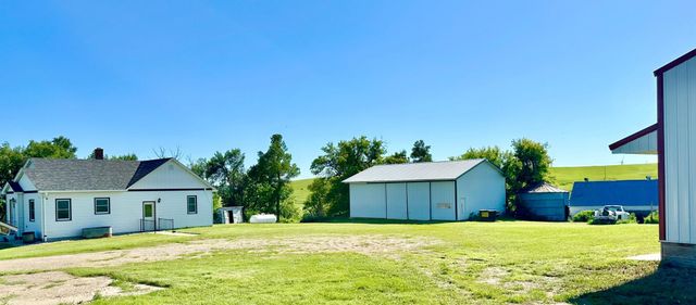 1555 US Highway 75, Lake Benton, MN 56149