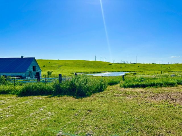 1555 US Highway 75, Lake Benton, MN 56149