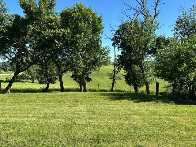 1555 US Highway 75, Lake Benton, MN 56149