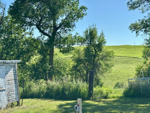 1555 US Highway 75, Lake Benton, MN 56149